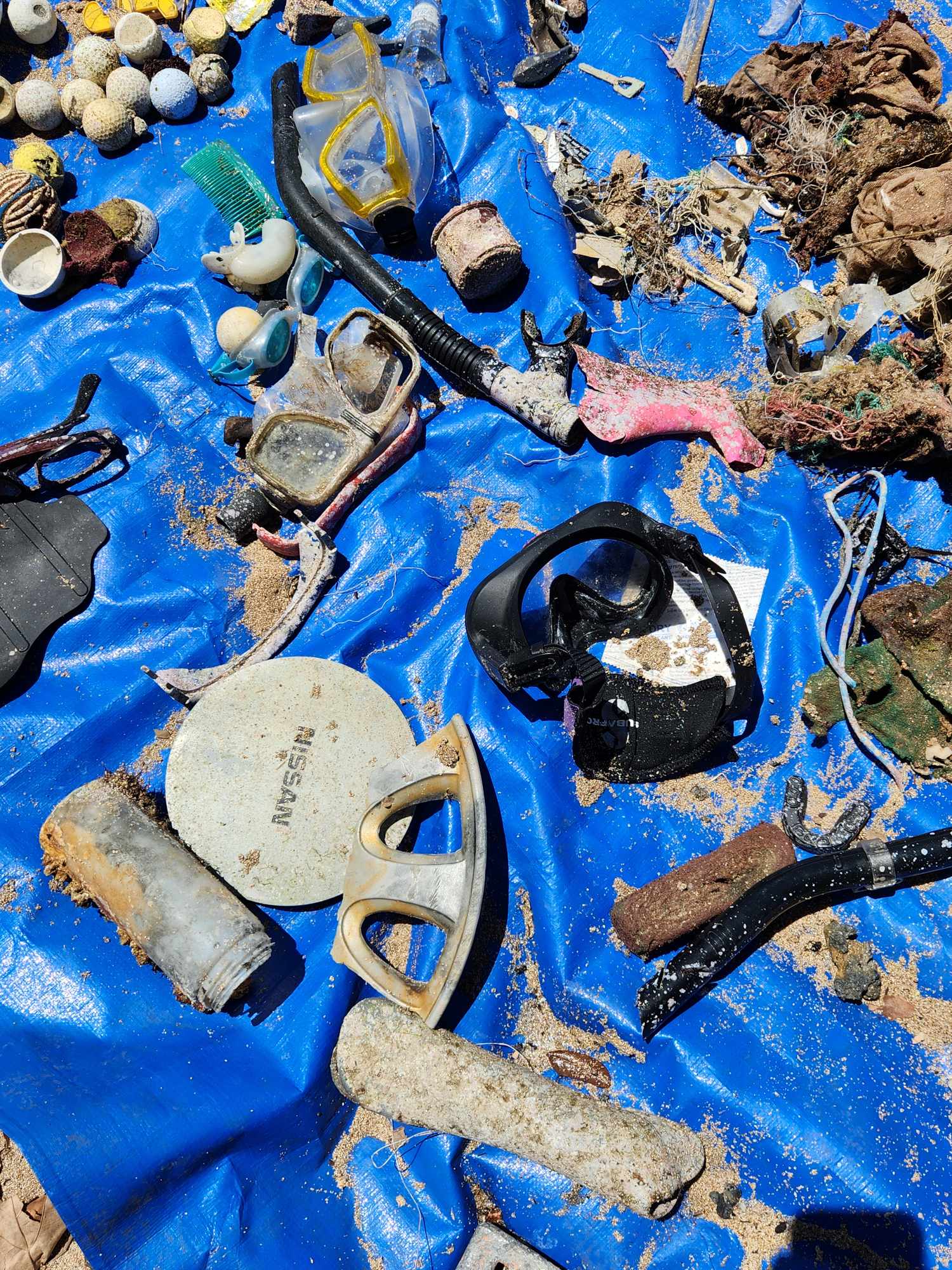 Makaha marine debris