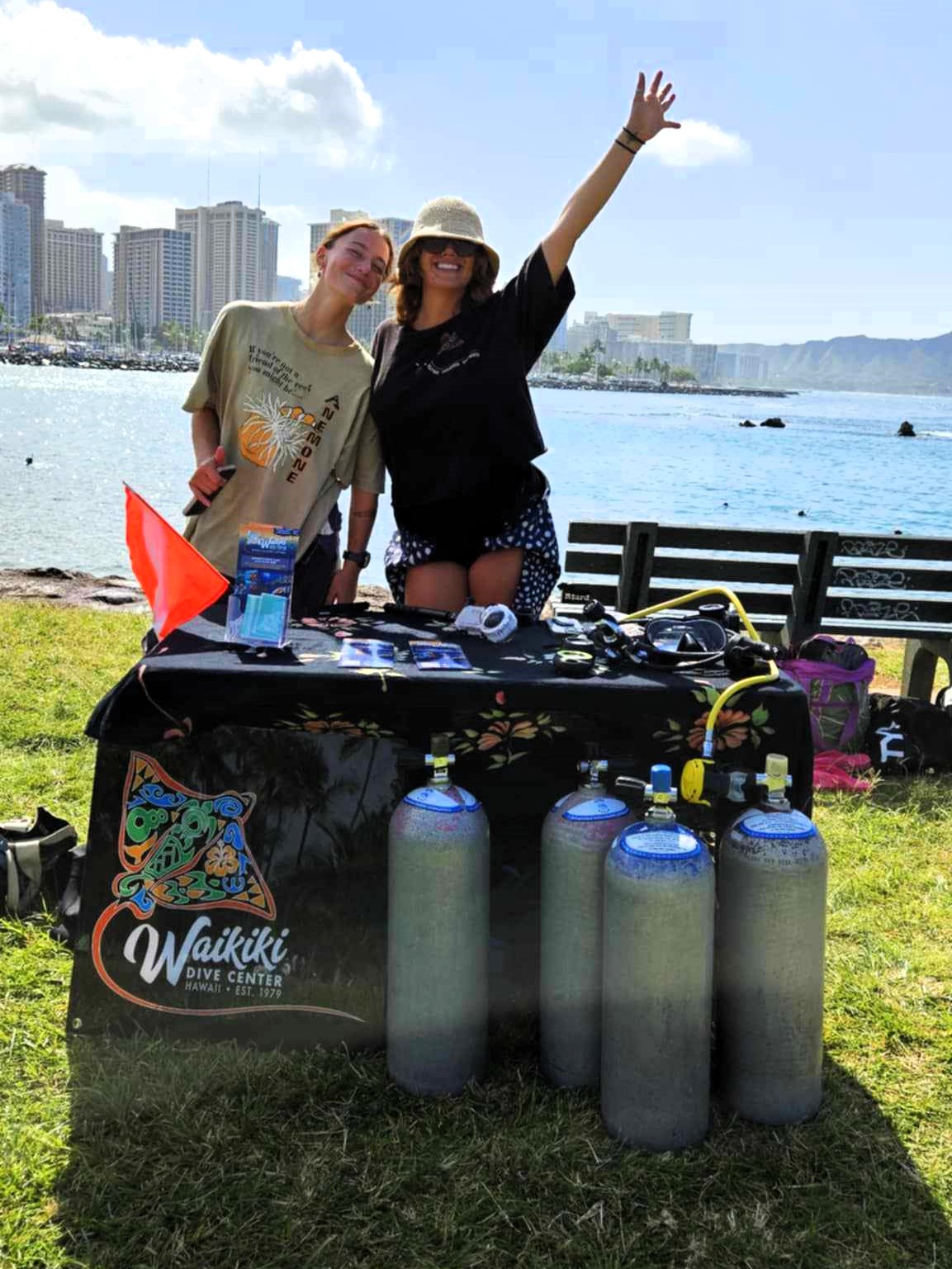 Waikiki Dive Center at Dive For Earth Day