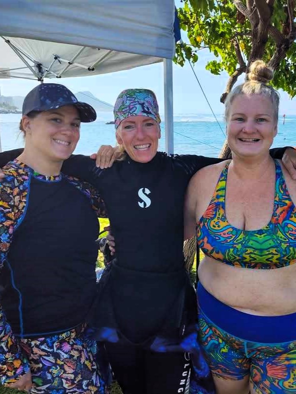 Volunteers for Dive For Earth Day